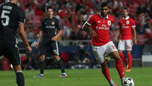 Sem espaço na Europa, Gabigol volta a ficar perto do Santos