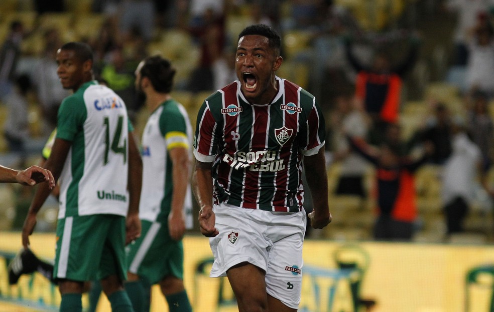 Catarinense: Figueirense encaminha acerto com Nogueira, zagueiro do Fluminense