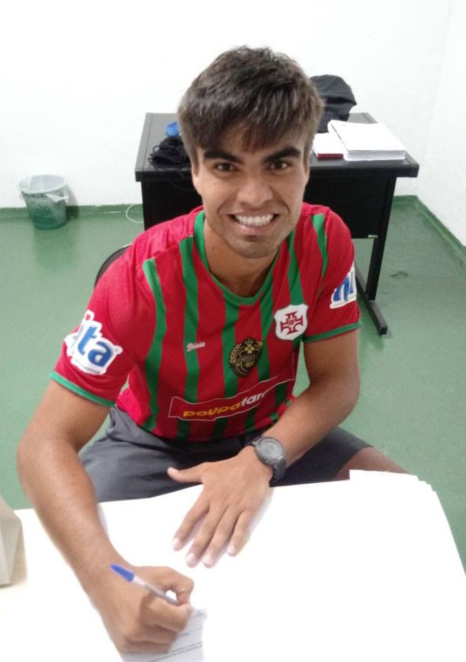 Paulista A3: Portuguesa Santista assina com volante que jogou pelo clube em 2016