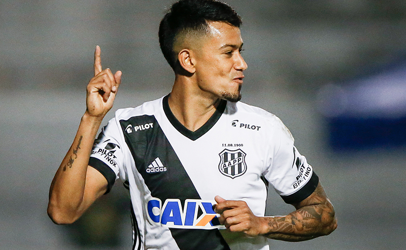 Fora dos planos do Corinthians, Lucca pode ir para o Fluminense