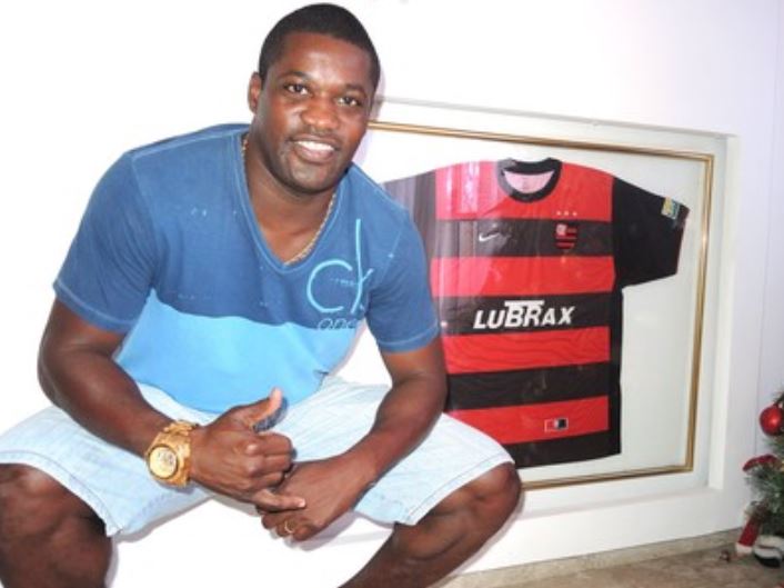 Após 7 anos aposentado, ex-Fla e Seleção Brasileira deve acertar com time de Roraima