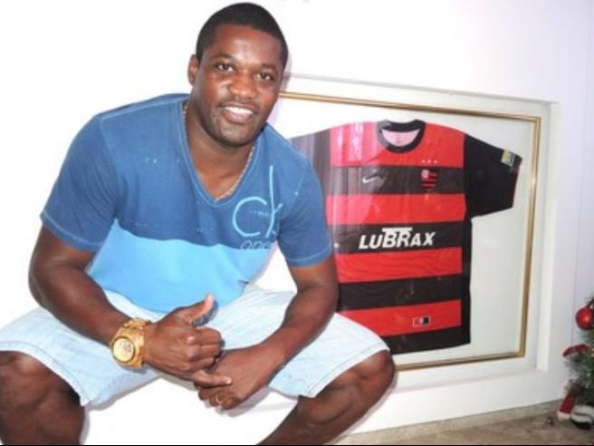 Beto Cachaça nunca escondeu ser flamenguista (Foto: Marcelo Barone)