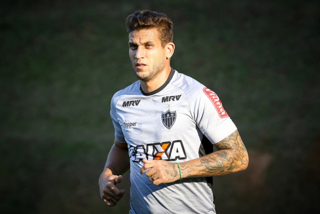 Mineiro: América anuncia contratação de Rafael Moura