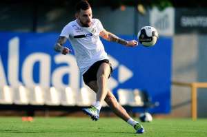 Lucas Lima faz as pazes com os torcedores do Palmeiras
