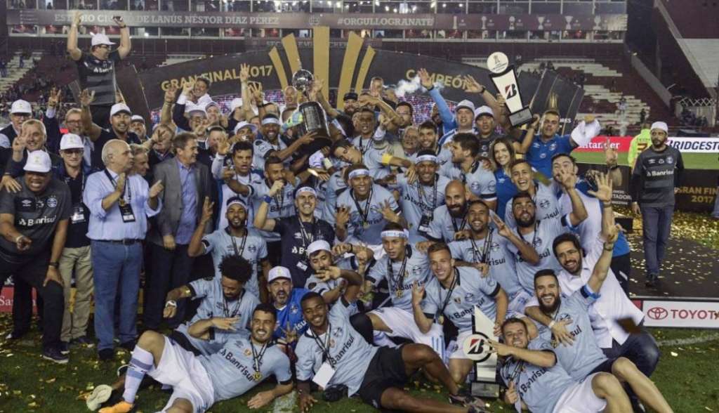 O Grêmio conquistou o tricampeonato da Libertadores e limpou a barra dos brasileiros