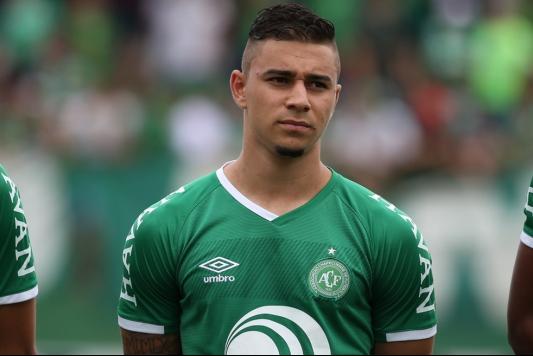 João Pedro defendeu a Chapecoense em 2017