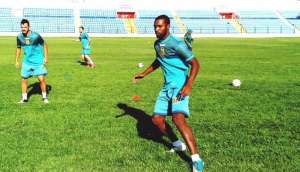Maranhense: Sampaio Corrêa anuncia lateral do Inter e volta de atacante do Luverdense