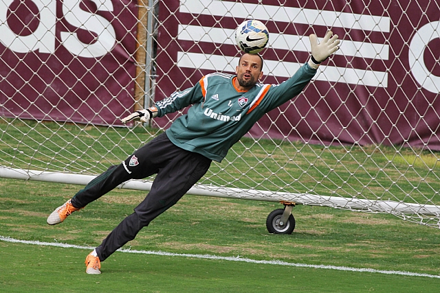 Carioca: Fluminense anuncia lista de dispensa com Cavalieri, Henrique e mais seis