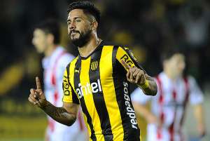 Corinthians negocia com Ramón Arias, do Peñarol