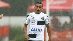 Pouco usado no Santos, Hernández indica chance de voltar ao Junior Barranquilla