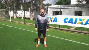 Paulistão: Ponte Preta oficializa Beto Guastali como novo preparador de goleiros