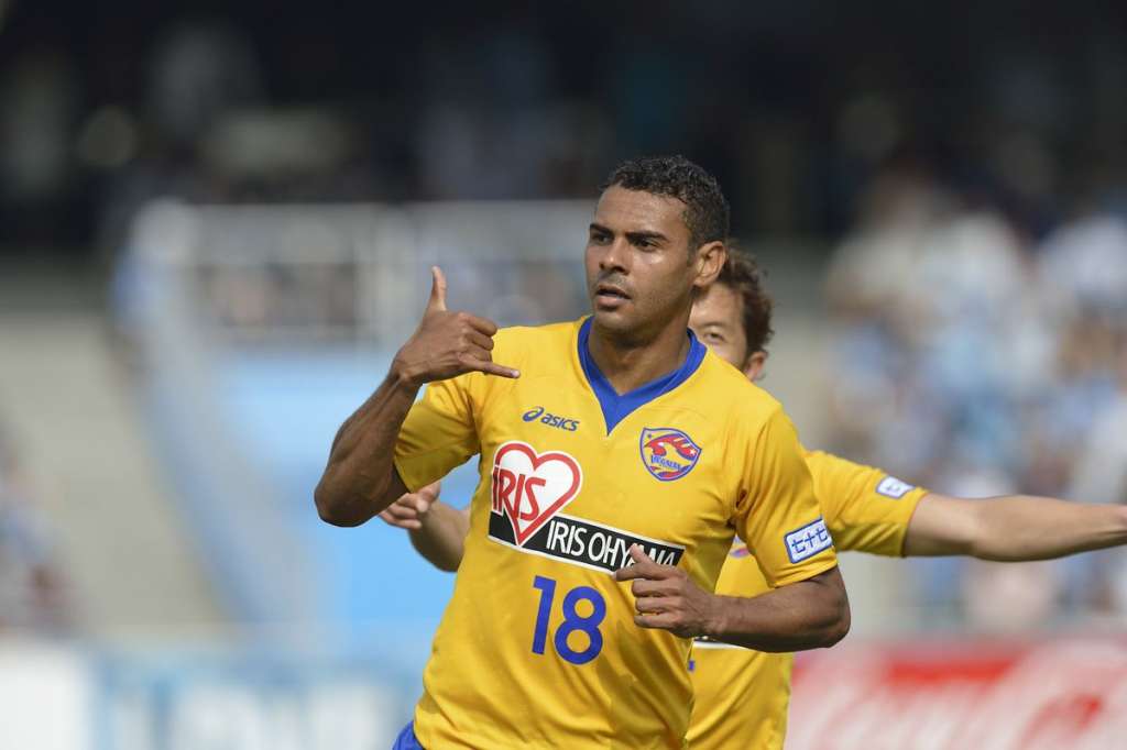 Após seis anos no Japão, Wilson chega para ser o camisa 9 do Linense no Paulistão