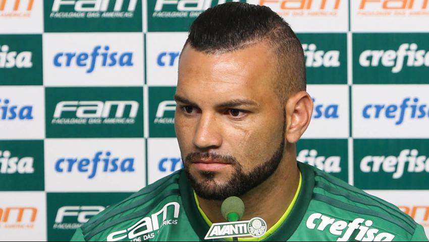 Em homenagem a Marcos, Weverton vai vestir a camisa 21