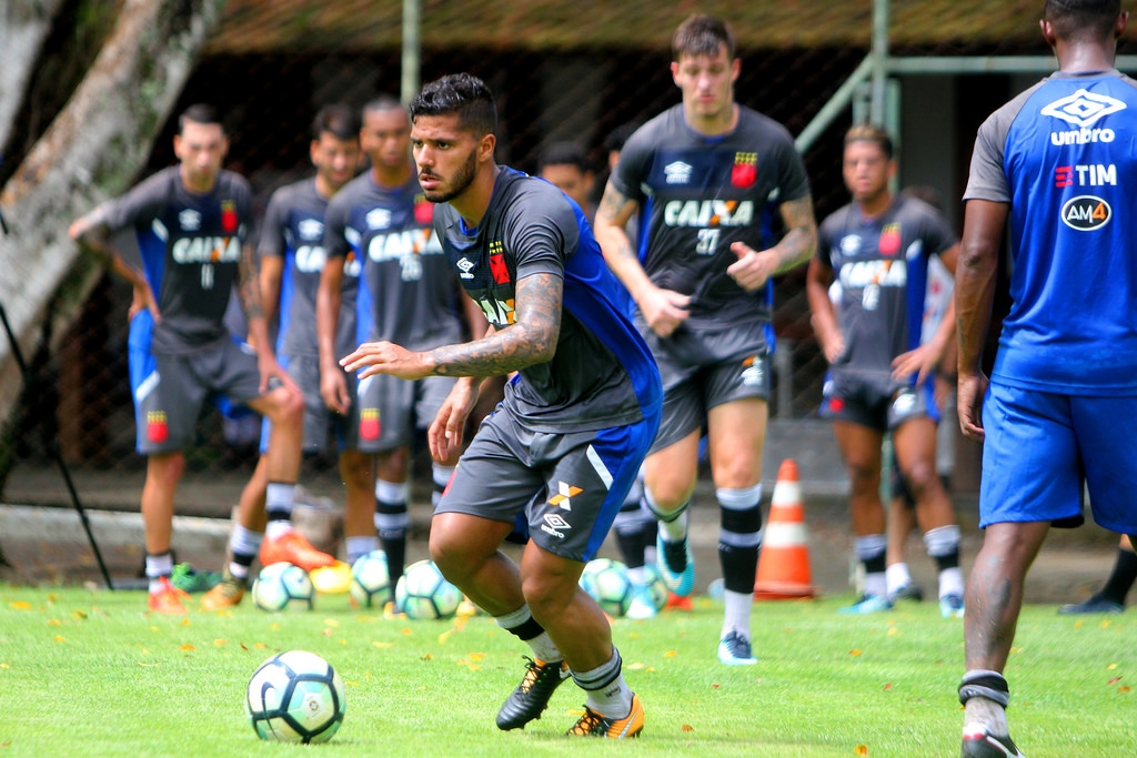 Libertadores: Henrique admite cansaço, mas promete Vasco forte para início do torneio