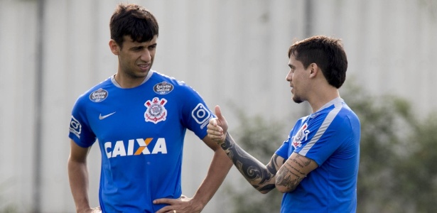 Corinthians oficializa renovação dos contratos de Cássio, Fágner e Camacho