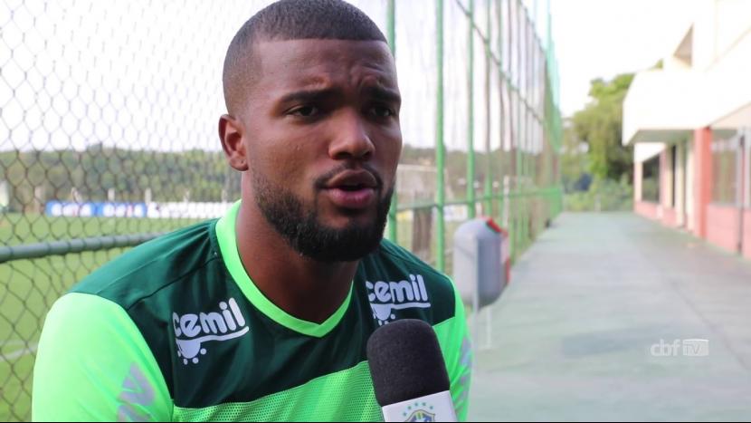 Mineiro: Zagueiro do América espera elenco trabalhando firme e unido