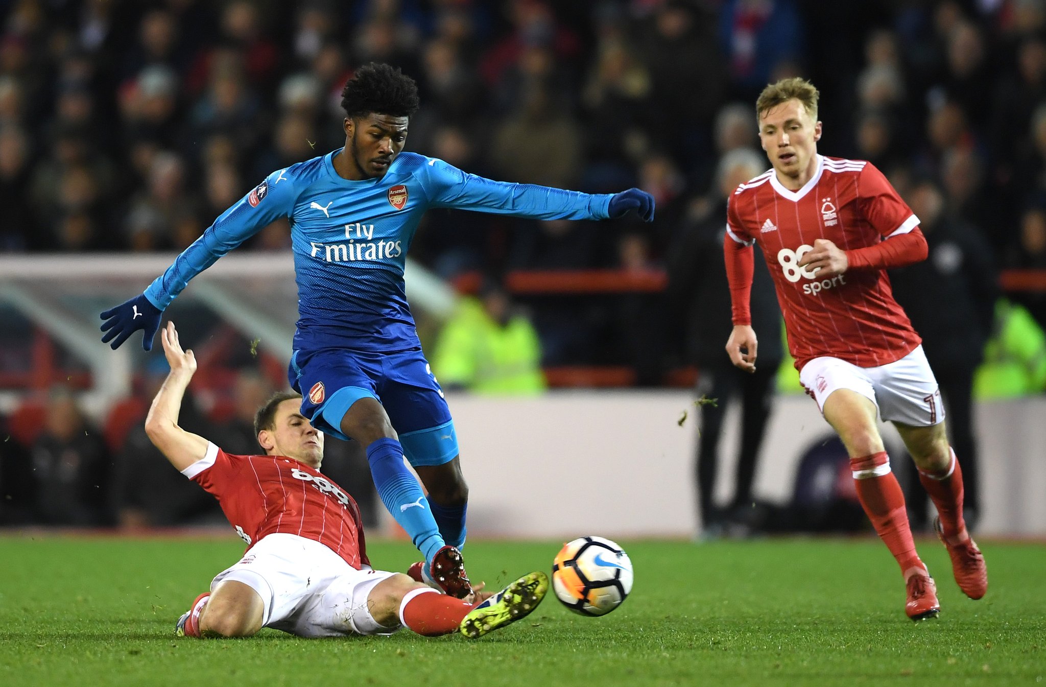 COPA DA INGLATERRA: Arsenal perde para time da segunda divisão e é eliminado