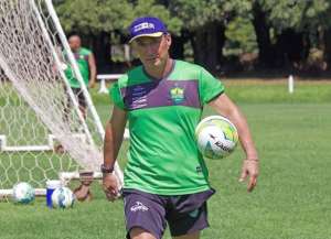 Roberto Fonseca trabalha duro para voltar com tudo ao futebol em 2018