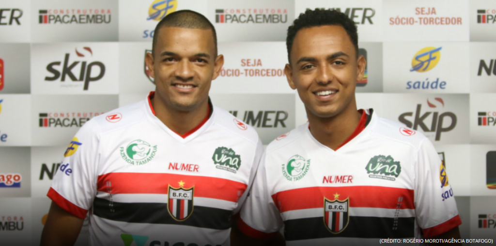 Botafogo anuncia o atacante Jheimy e meia Dodô como reforços (Foto: Rogério Moroti/Agência Botafogo)