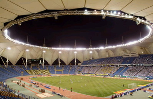 Com mulheres em estádios, ‘pequena revolução’ acontece na Arábia Saudita