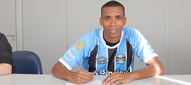 Gaúcho: Ex-Vasco, Madson é anunciado e assina contrato com o Grêmio até 2021