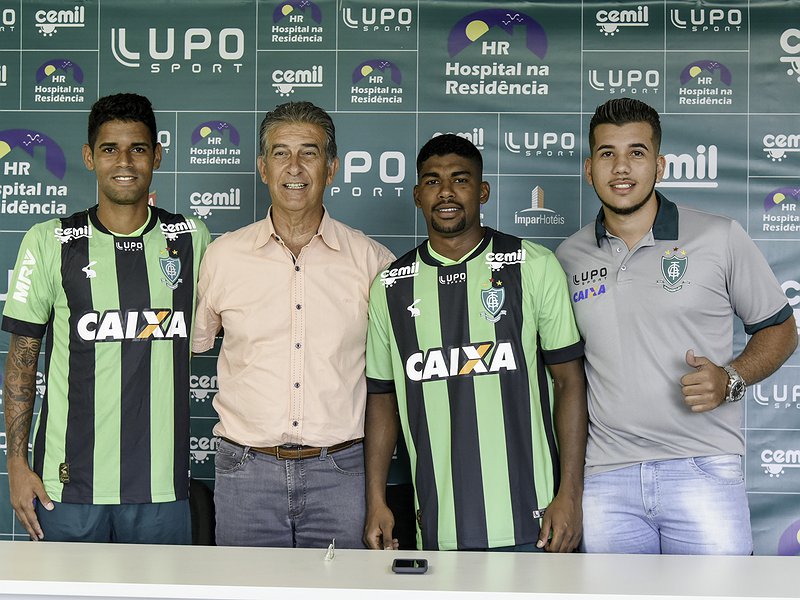 Mineiro: América apresenta ex-jogadores de Atlético e Campinense-PB