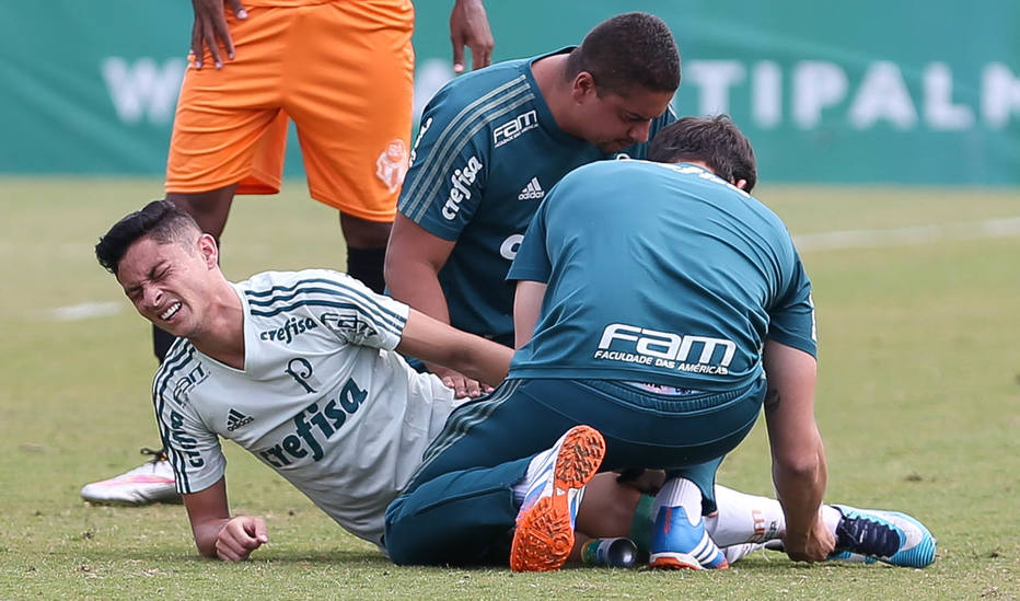 Paulistão: Exame descarta fratura, mas Palmeiras não dá prazo para volta de Diogo Barbosa