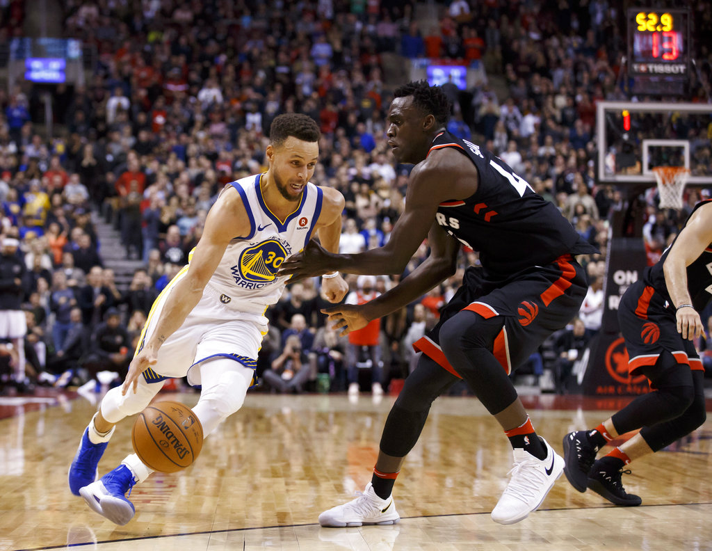 Basquete: Na volta de Curry, Warriors segura reação do Raptors para vencer mais uma