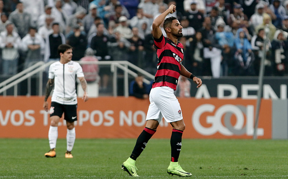 Santos ainda sonha em contratar Santiago Tréllez, do Vitória