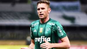Paulistão: Após contratar Scarpa, Palmeiras deve emprestar Allione e lateral Fabiano