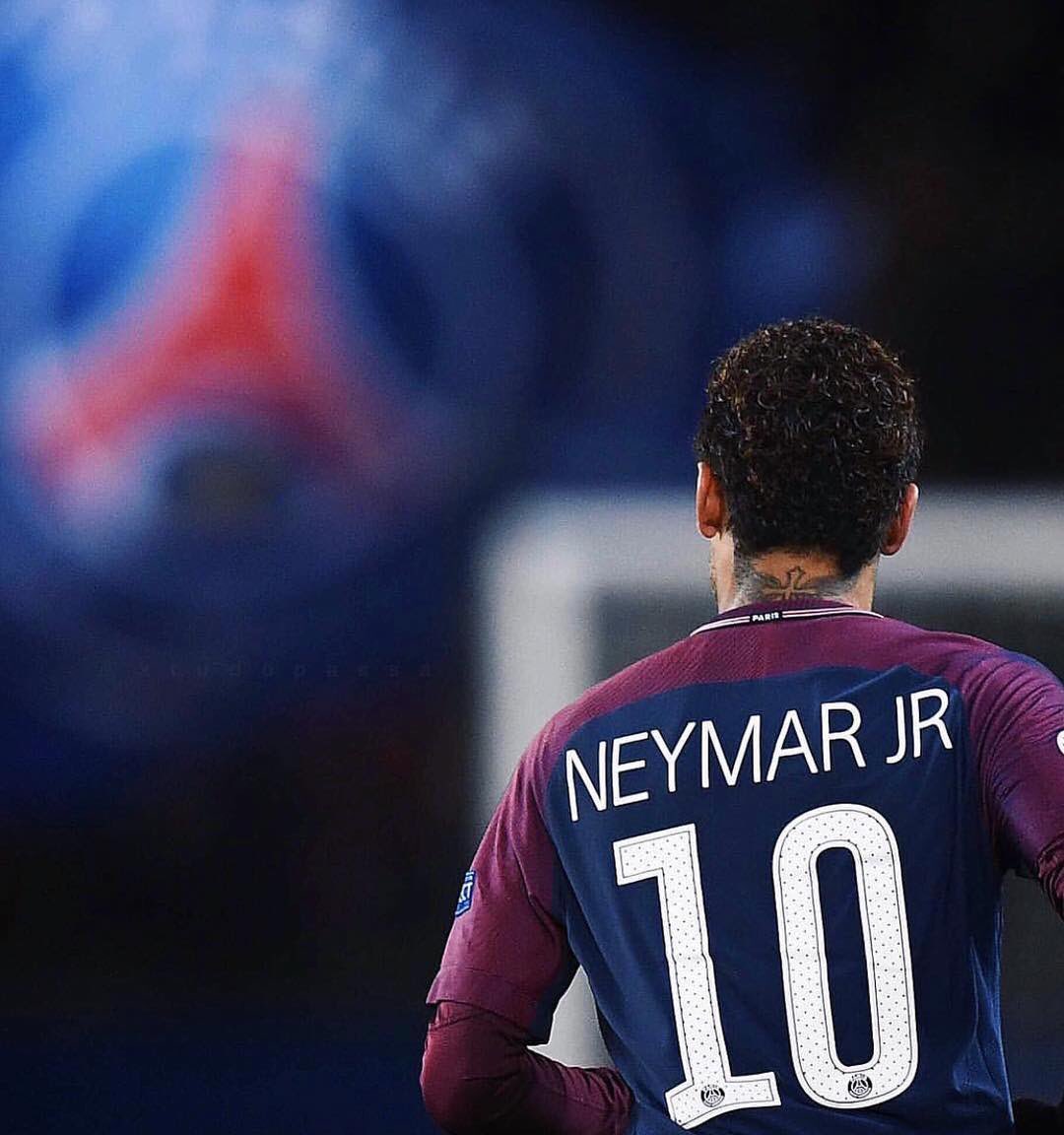 Francês: Neymar dá show, mas é vaiado pelos próprios torcedores do Paris Saint-Germain