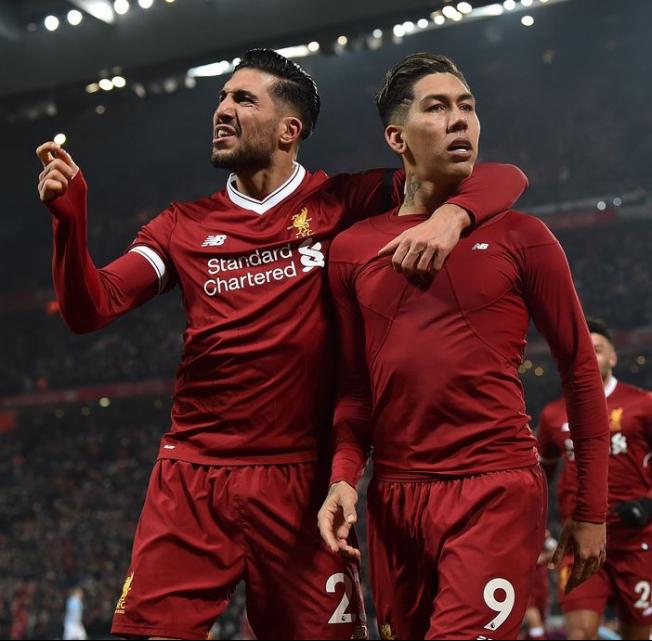 Roberto Firmino (à direita) deve ir à Copa da Rússia 