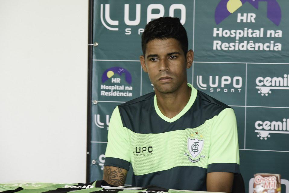 Mineiro: ​Aderlan comemora vitória do América na estreia e projeta sequência da equipe