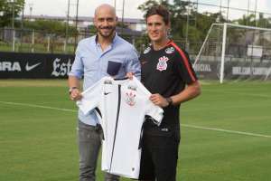 Paulistão: Apresentado, Mateus Vital se diz encantado com a torcida do Corinthians