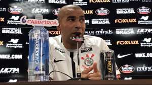 Sheik faz juras de amor ao Corinthians e promete responder desconfiança em campo