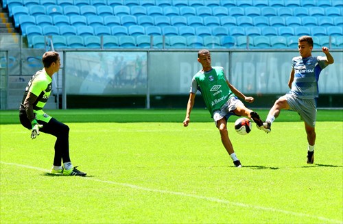 Gaúcho: Com Alisson e Madson, Grêmio divulga relacionados para duelo com o Caxias