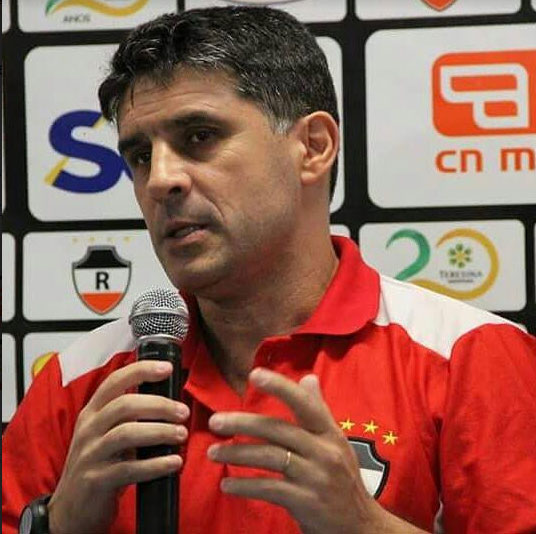 Wallace Lemos comemora estreia vitoriosa do Ríver no Piauiense