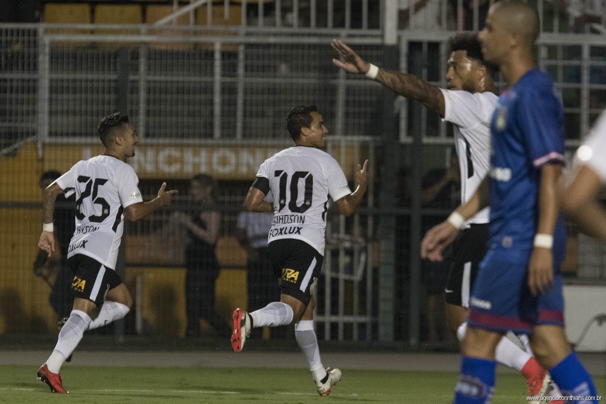 Seleção FI do Paulistão tem destaques do Trio de Ferro e goleiro decisivo