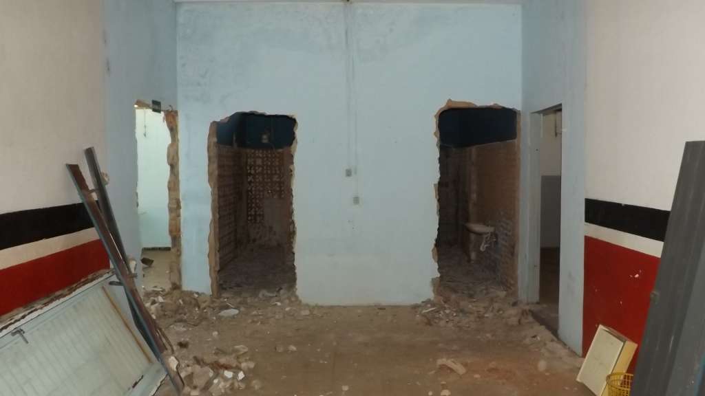 Após muitos anos, vestiários do Estádio do Bandeirante são reformados 