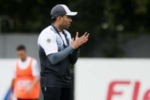 Paulistão: Jair Ventura vê planejamento atrasado no Santos e lamenta lesões no elenco