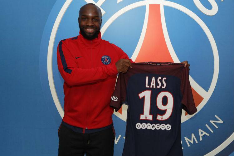 Francês: Lassana Diarra, ex-Chelsea e Real Madrid, é contratado pelo PSG