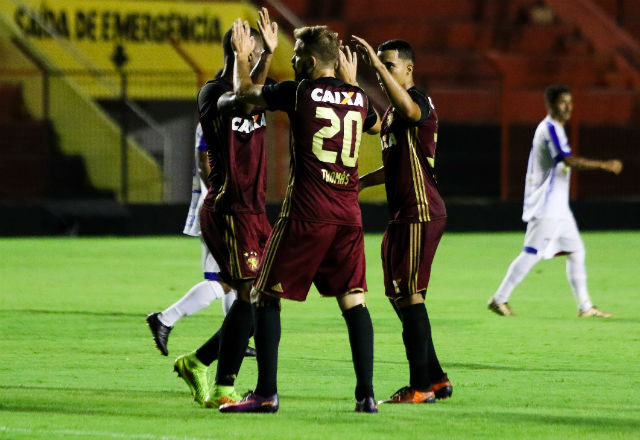 PERNAMBUCANO: Arena de Pernambuco recebe primeiro Clássico dos Clássicos do ano