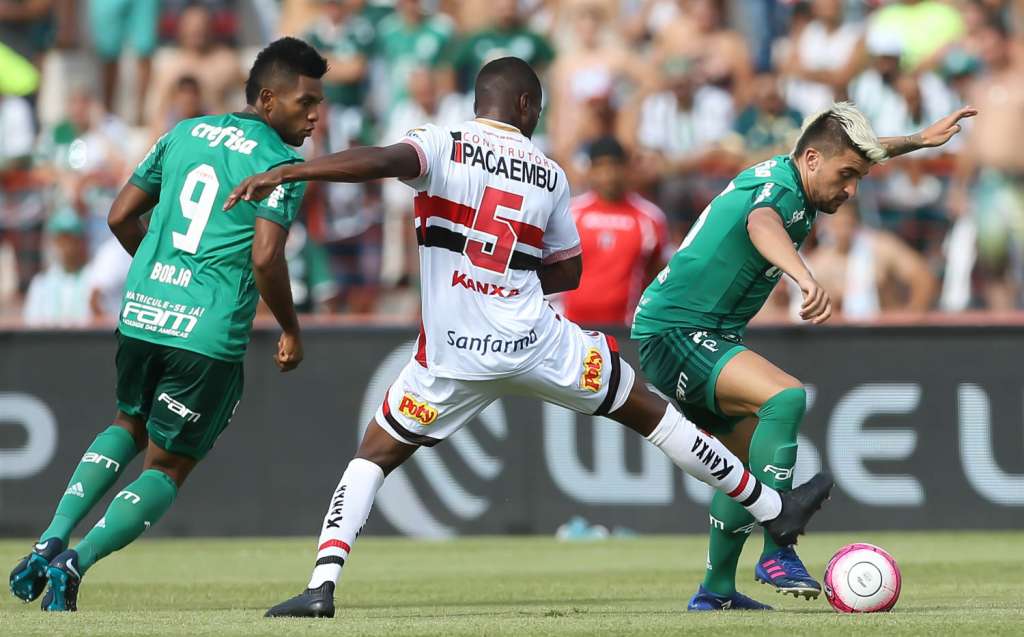 Palmeiras e Bragantino tentam continuar com 100% de aproveitamento