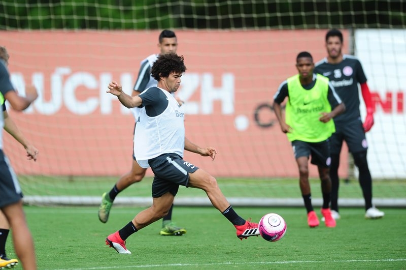 Gaúcho: Dudu e Camilo treinam e podem reforçar o Inter diante do Avenida