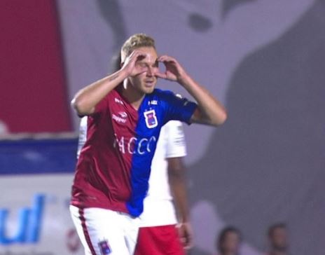 Clube da Coreia da chapéu no Guarani e contrata atacante Alemão, do Paraná