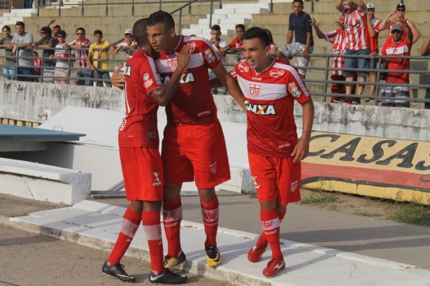 ALAGOANO: CRB quer continuar com 100% de aproveitamento; Coruripe busca reabilitação