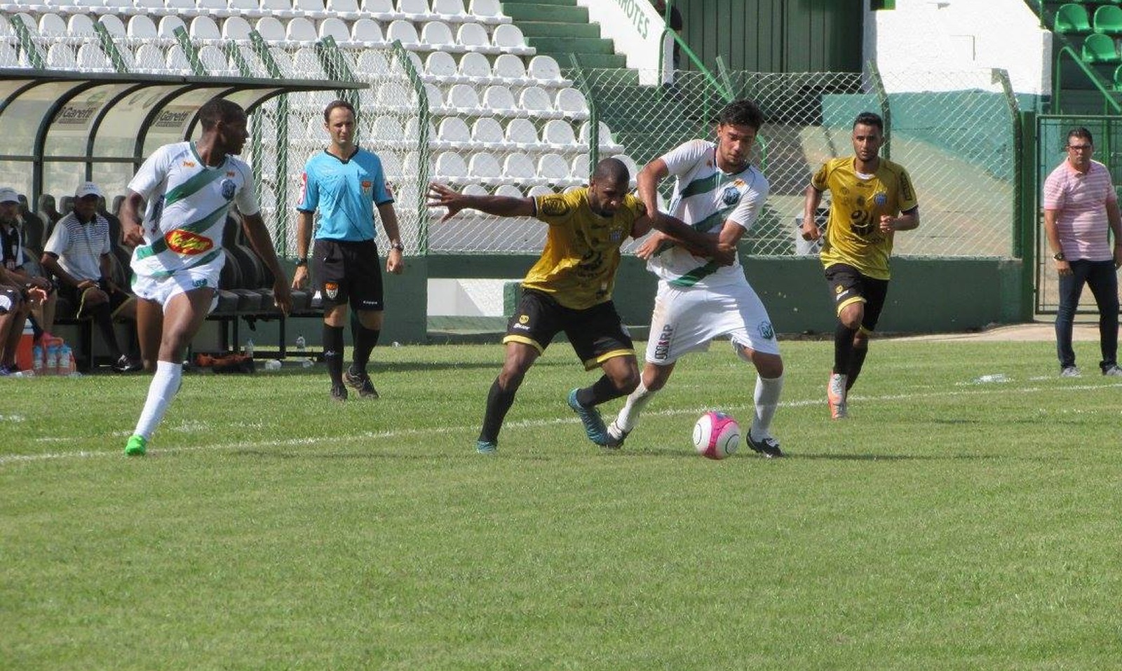 União Barbarense x Monte Azul – É briga para subir ou contra o rebaixamento?