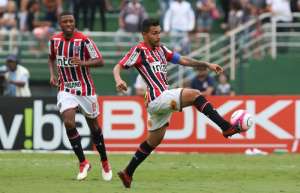 Jogadores do São Paulo culpam 'detalhes' por derrota para o Corinthians