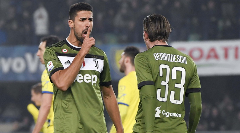 ITALIANO: Juventus sofre, mas vence Chievo e dorme na liderança