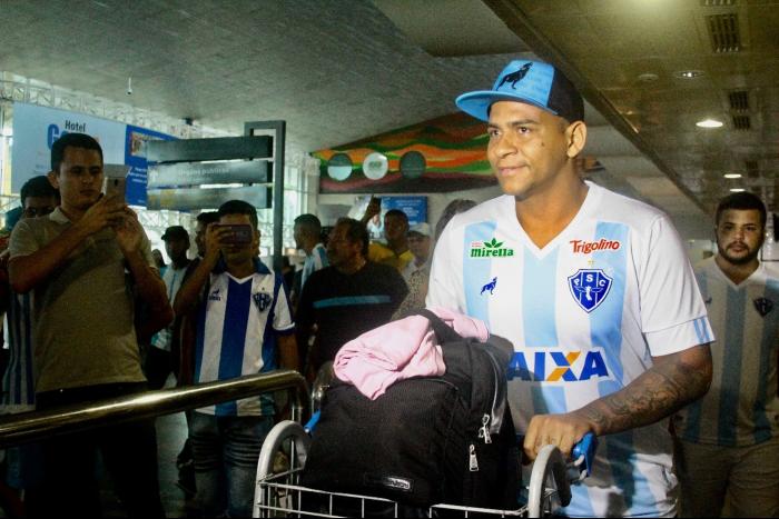 Walter foi apresentado nesta segunda como reforço do Paysandu (Foto: Jorge Luiz / Paysandu)